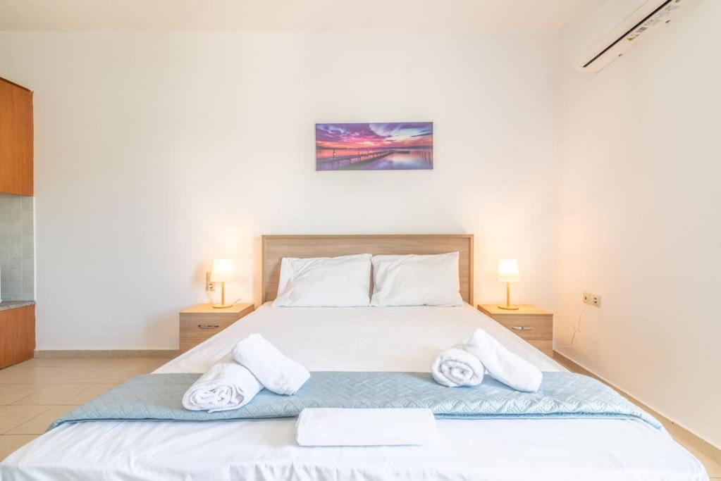 Urban Apt Next University 4 Heraklion  Екстер'єр фото